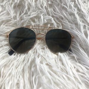 Aviator Style Sunglasses